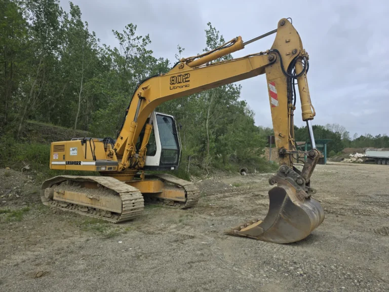 ddtp47-pelle-sur-chenilles-liebherr-r902-litronic-hdsl